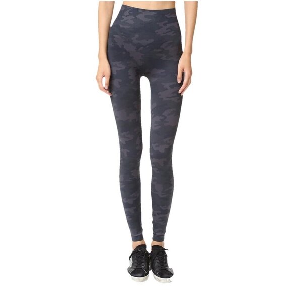 spanx look at me now leggings Seamless Gray Camo Athletic Wear Size Large - Picture 1 of 10
